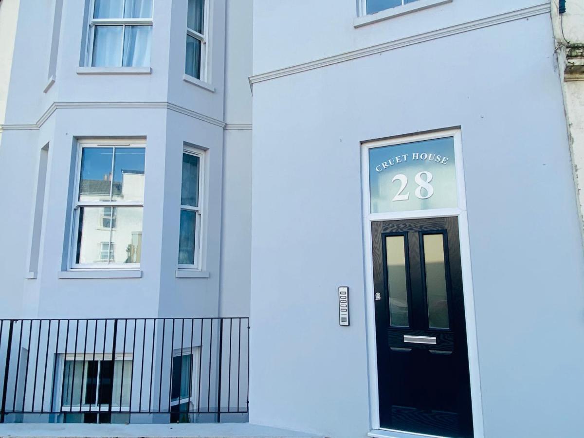 Stunning New Apartment Set In St Leonards On Sea Hollington  Kültér fotó